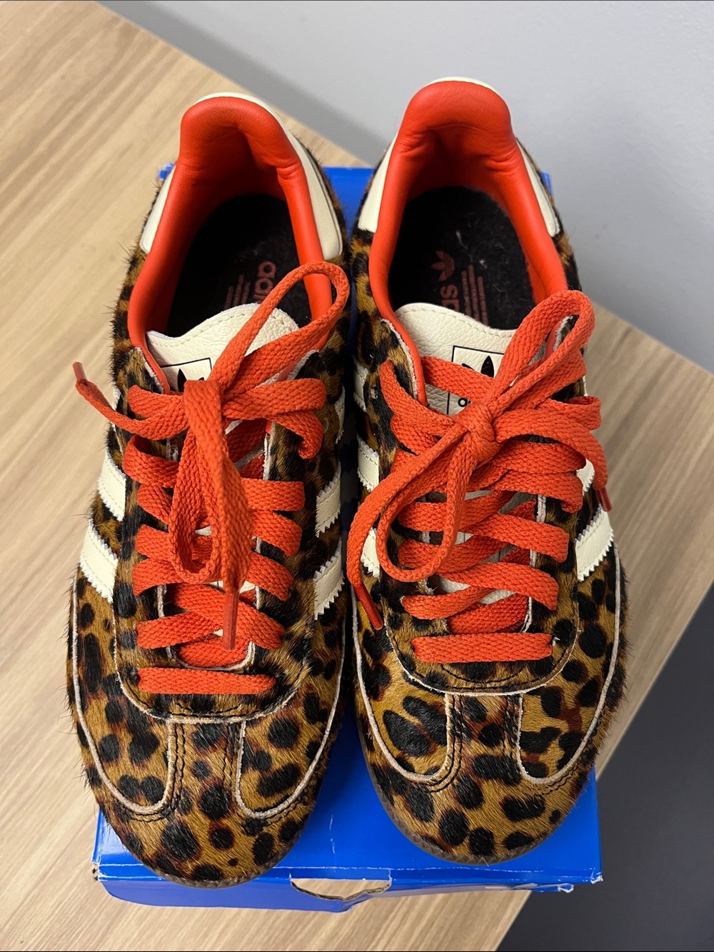 Adidas woman’s Samba OG Leopard Print Sneakers with Red-Orange Laces - Picture 2 of 4